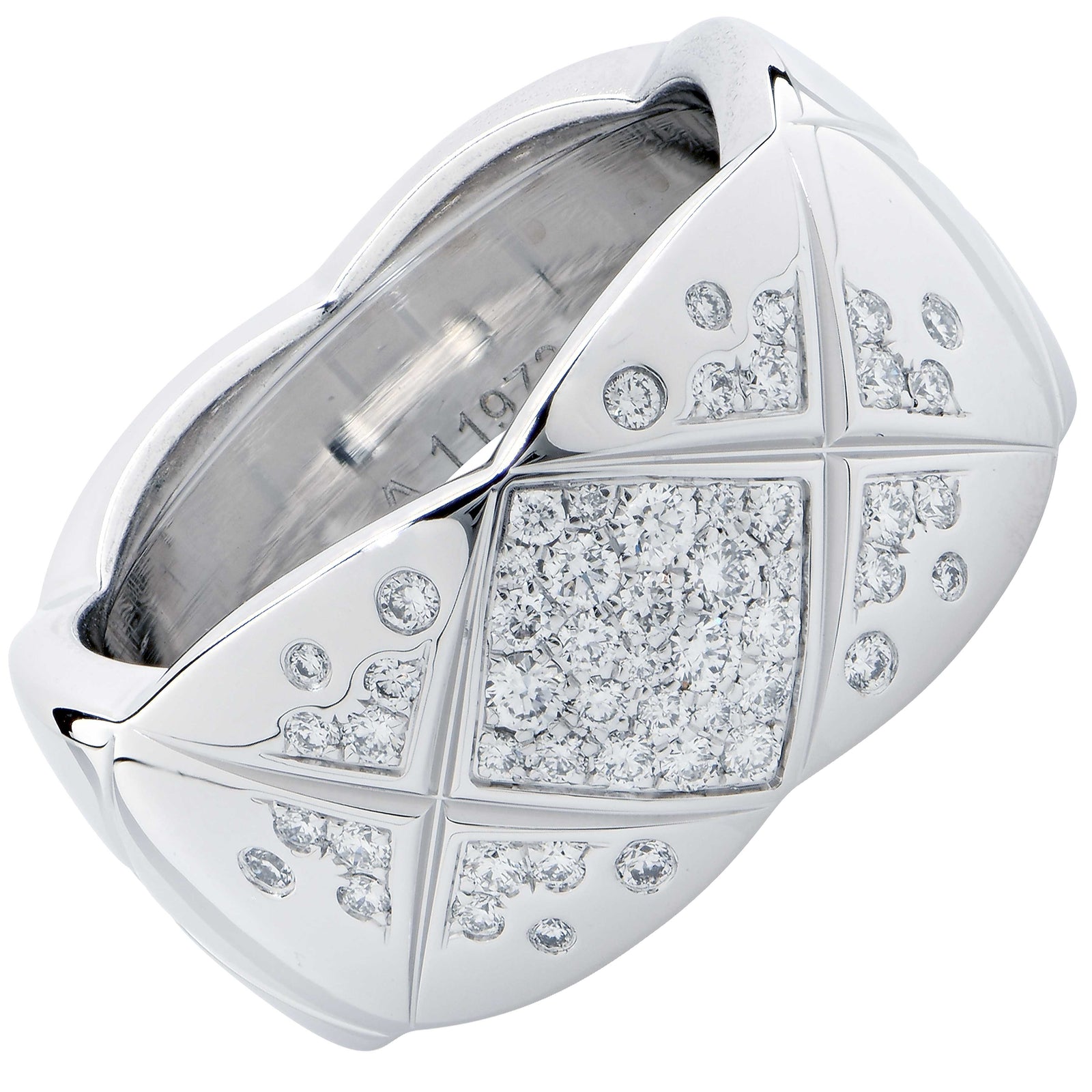 Chanel Coco Crush 18 Karat White Gold Band With Diamonds