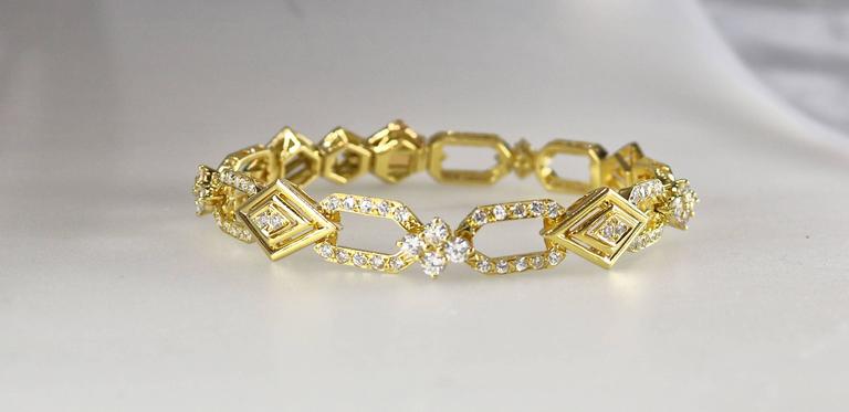 4 Carat Diamond French 18 Karat Yellow Gold Bracelet
